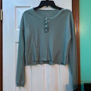 Green Long Sleeve Button-Up Top